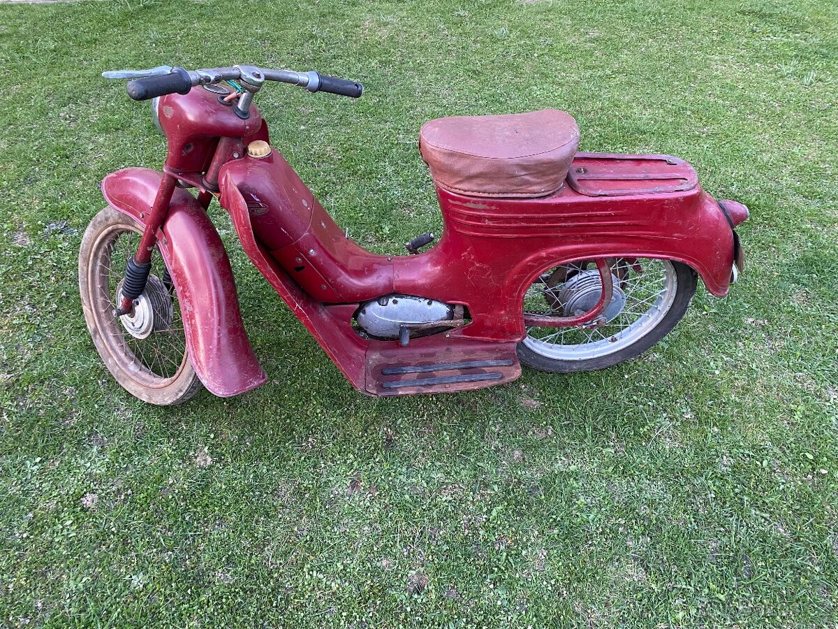 Jawa 50 typ 555 de luxe