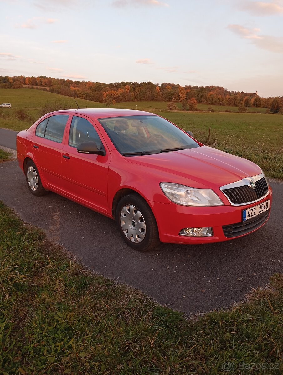 Škoda Octávia,1,4tsi/90kw,Čr,klima,tempomat,103.780km