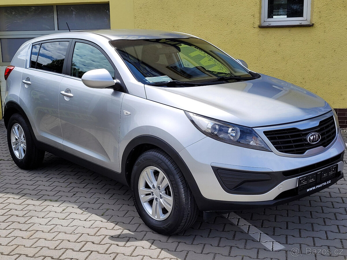 Kia Sportage (2012) 1,7 CRDi KLIMA,MÁLO NAJETO-CEBIA