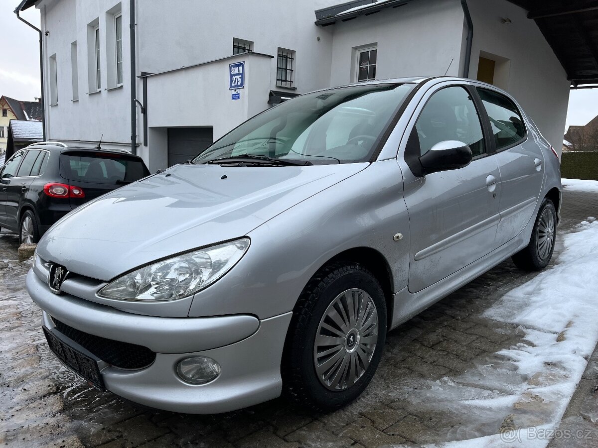 Peugeot 206 1.4i 65kW KLIMA, SERV.KN