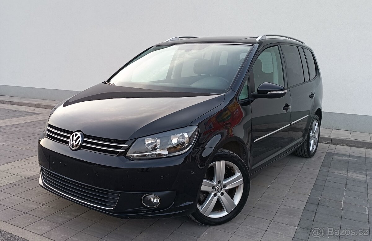 VW Touran 2.0 TDI CR Highline -- 7 miest --