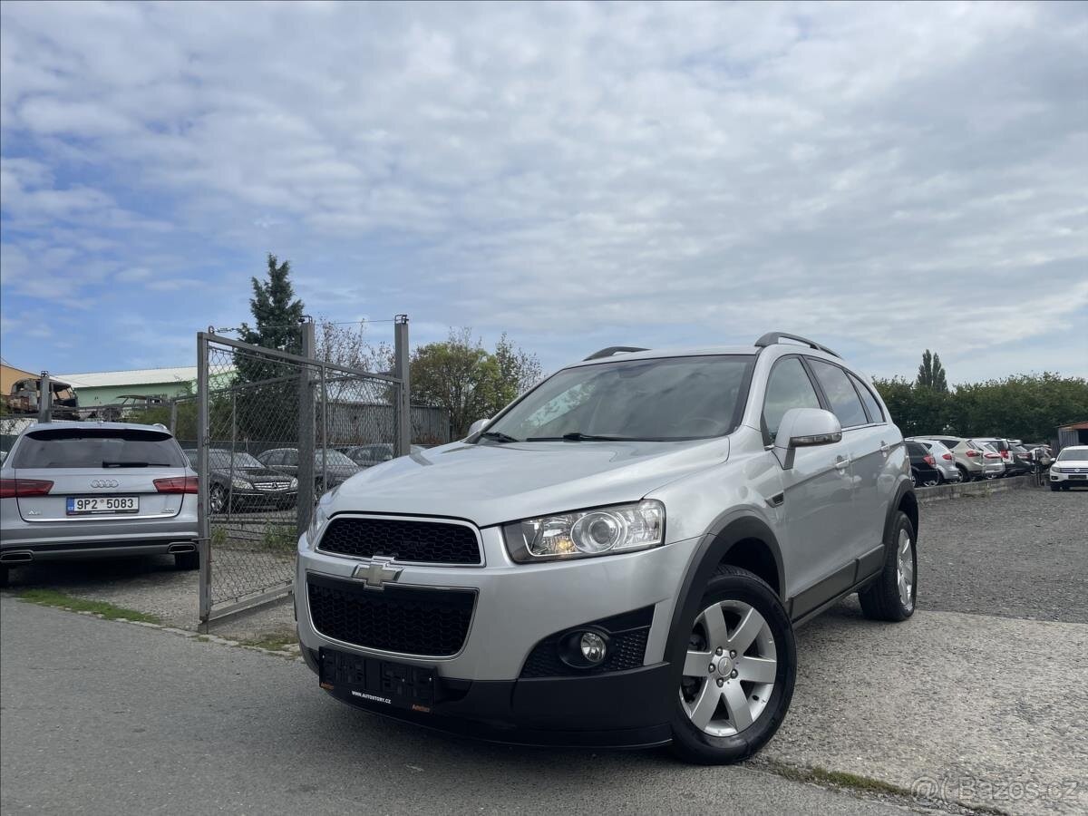 Chevrolet Captiva 2,2 VCDi 7 MÍST, NAVI, 1.MAJ