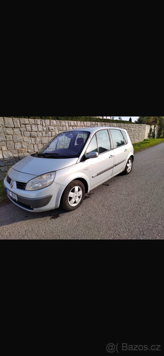 RENAULT MÉGANE SCENIC