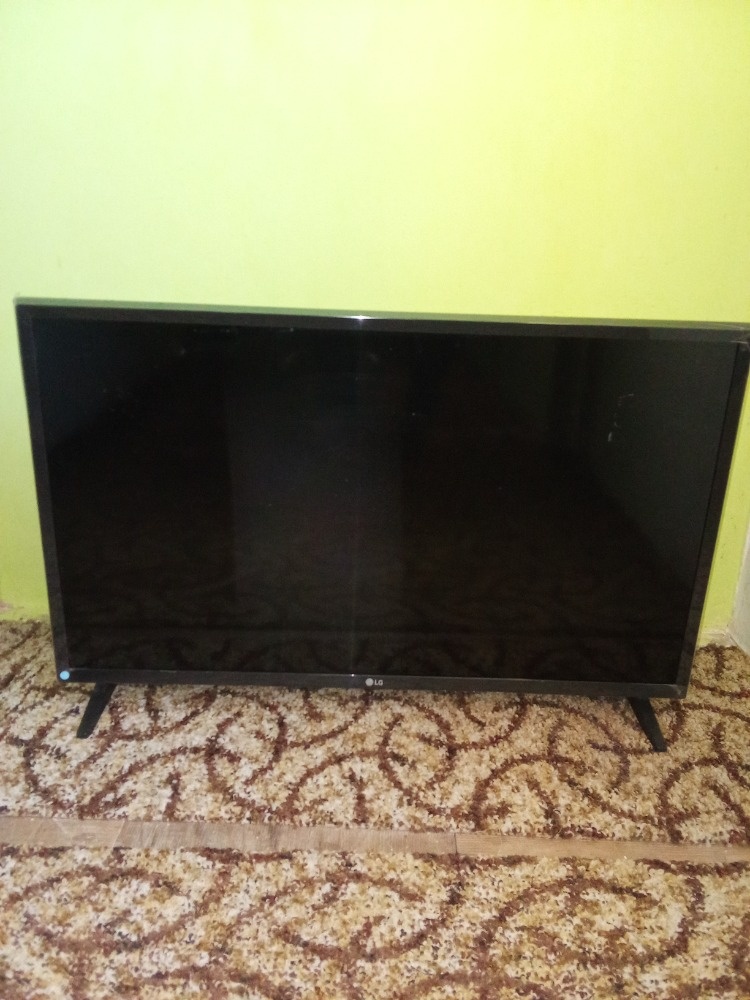 LG Televize 80 CM