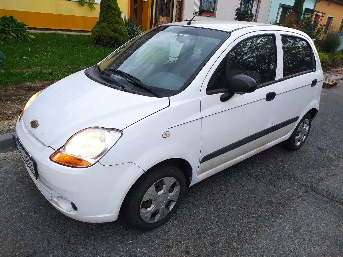 chevrolet spark ročník 2008 benzín