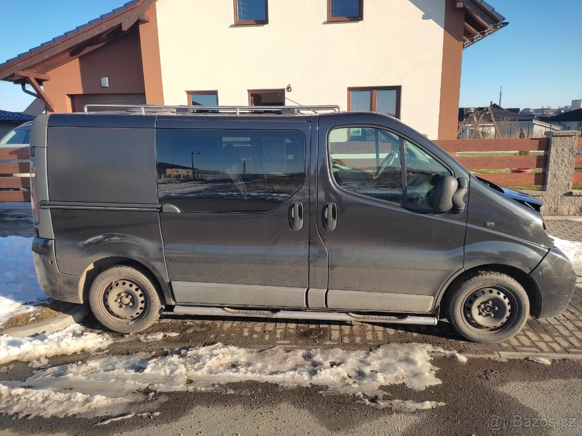 Opel Vivaro 2,5 DTI