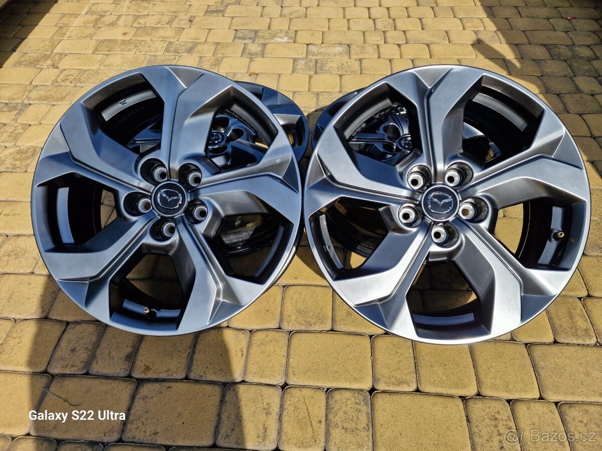 Sada originální alu kola 5x114,3 18" Mazda CX 30