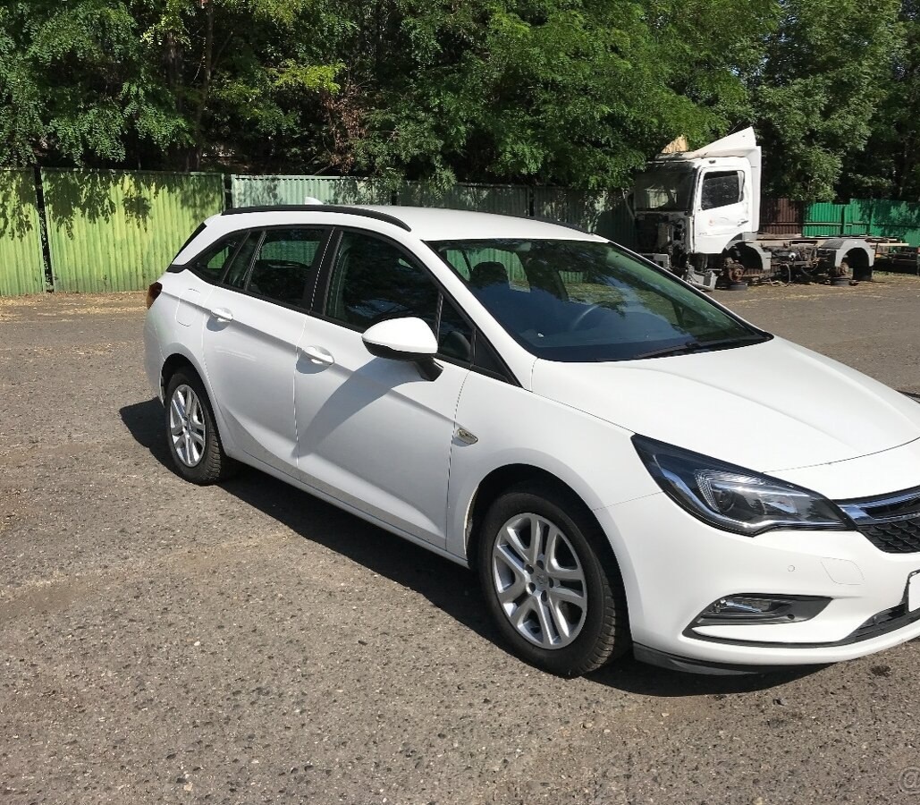 Opel astra 1.6l 100kw automat 130tkm nová stk