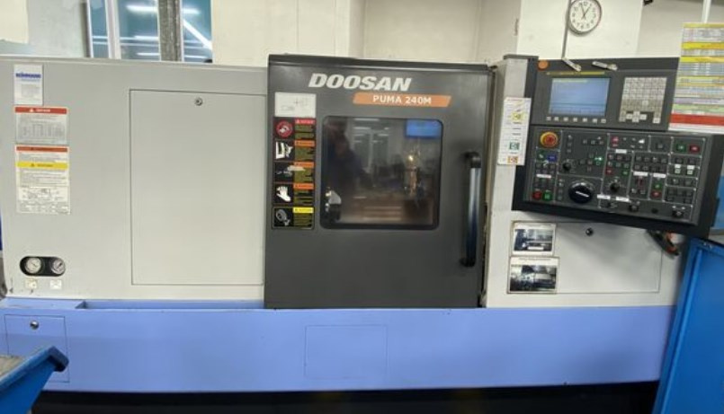 Soustruhy - CNC PUMA 240 MC