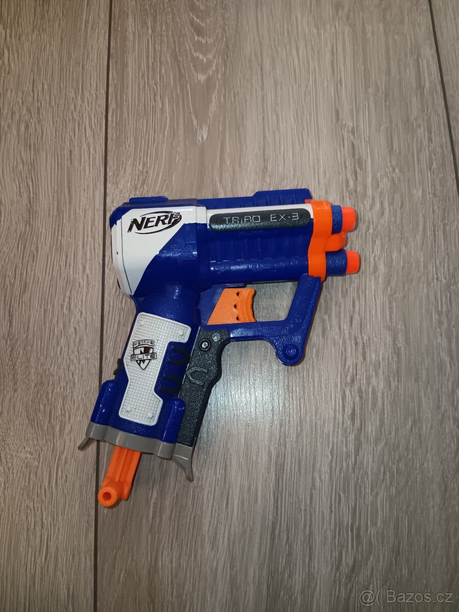 Nerf originální pistole_TRI EX-3 + 13 nábojů