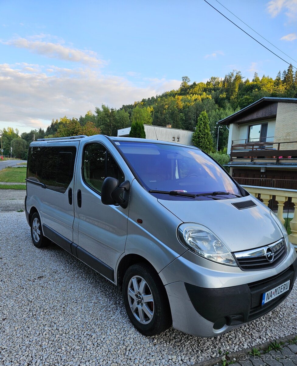 Opel Vivaro 84KW 9 miest klíma tazne