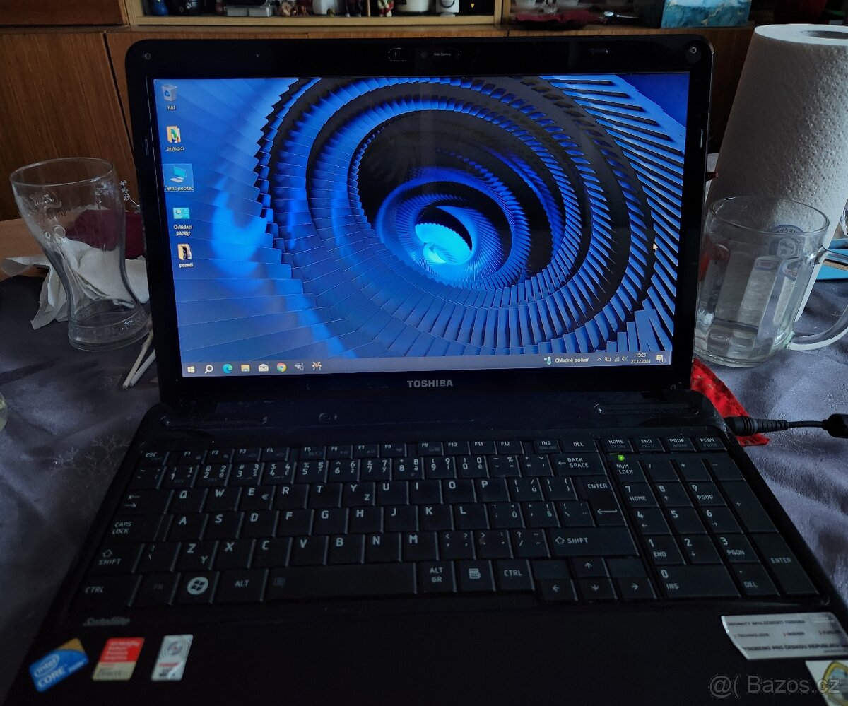 Toshiba L650 i3 4jádro, 128 ssd, 4gb1066, win.10 home