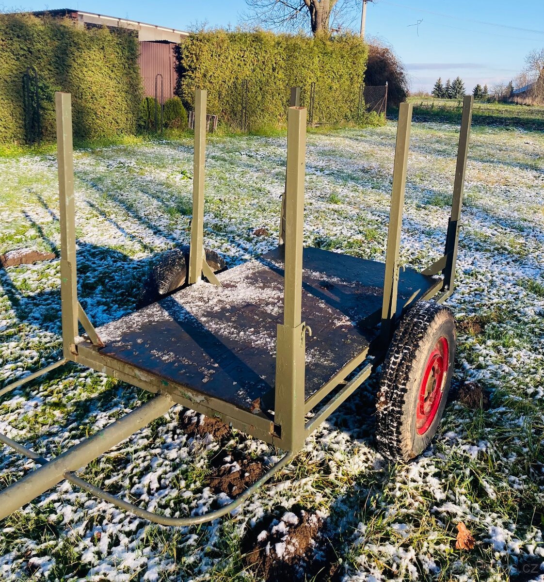 Vyvážečka dřeva za traktor, malotraktor, masivní