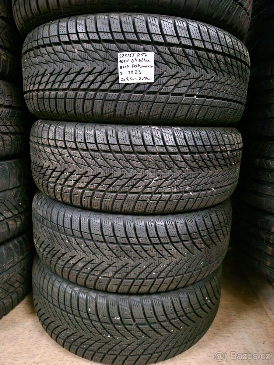 225/55 R17 101V zimní pneu Goodyear zánovní