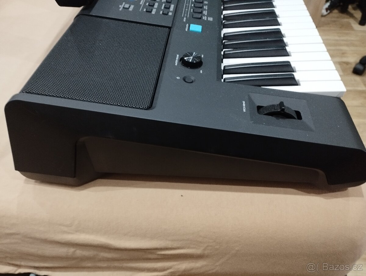 Prodám YAMAHA-PSR-E473