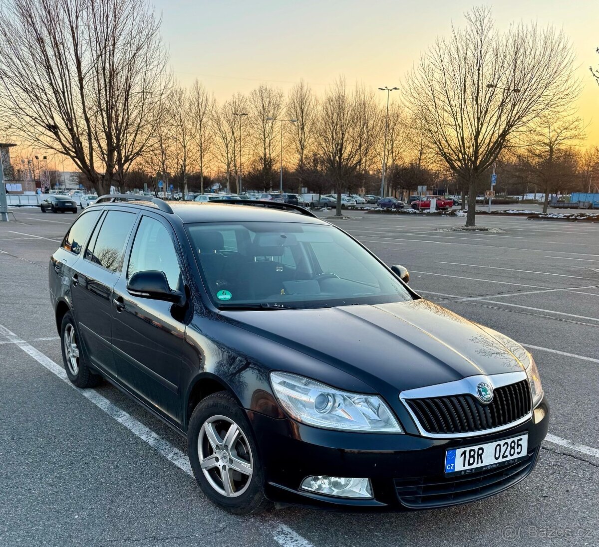 Škoda octavia 2 facelift 1.6TDi 77kw ČR 1maj. Model2012