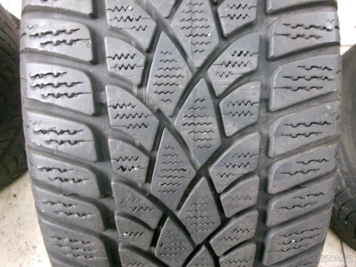 215/55 R16 DUNLOP (5mm) č.14625