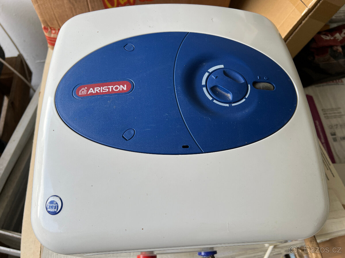 Bojler Ariston 15L