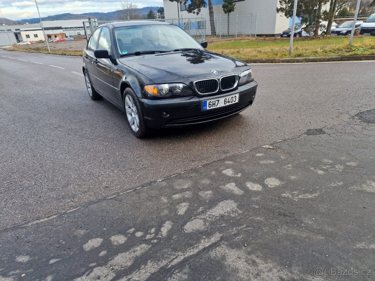 Bmw E46 316i 85kw r.v 2003 Facelift, krasny stav BEZ Koroze,