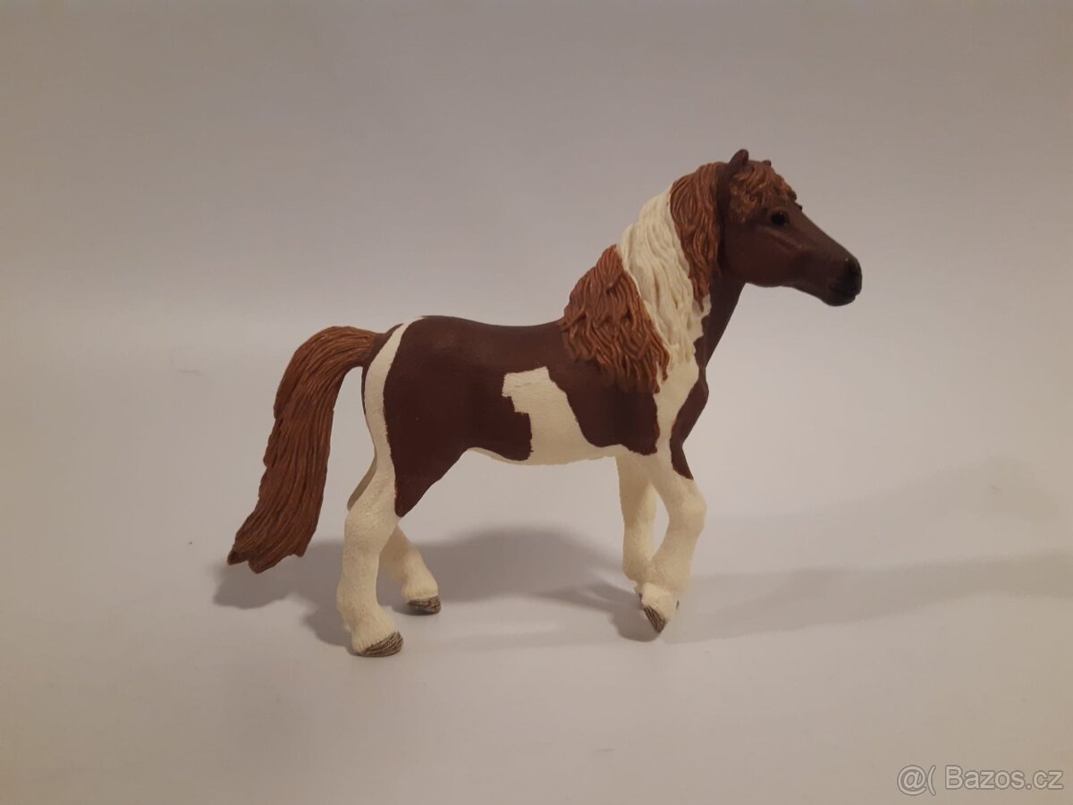 Schleich - Islandský pony hřebec