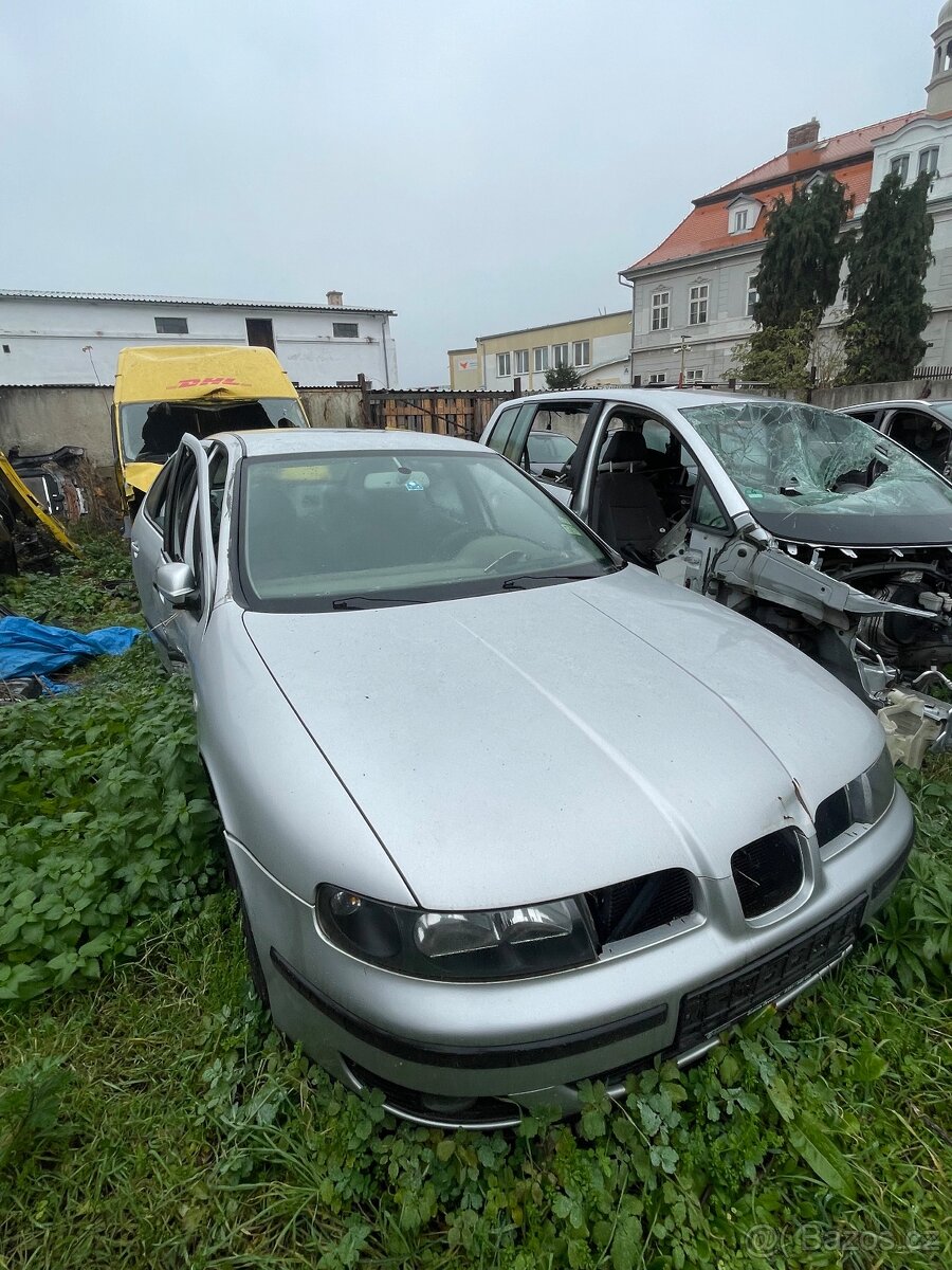 Seat Leon na náhradní díly