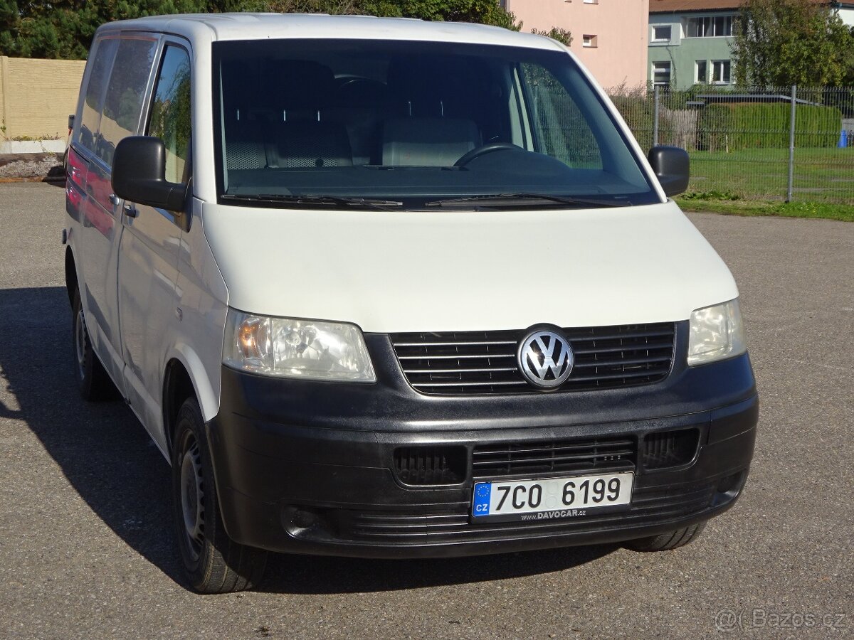 VW Transporter 1.9 TDI r.v.2010 (75 kw) Koupeno v ČR