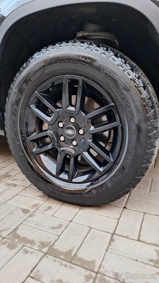 Originální pneumatiky z Defendra 255/65 R19