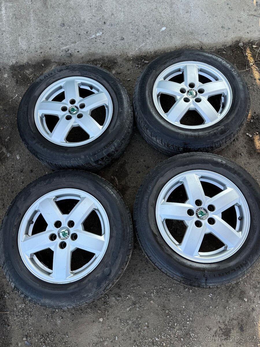 Alu kola r15 5x100 škoda,letní