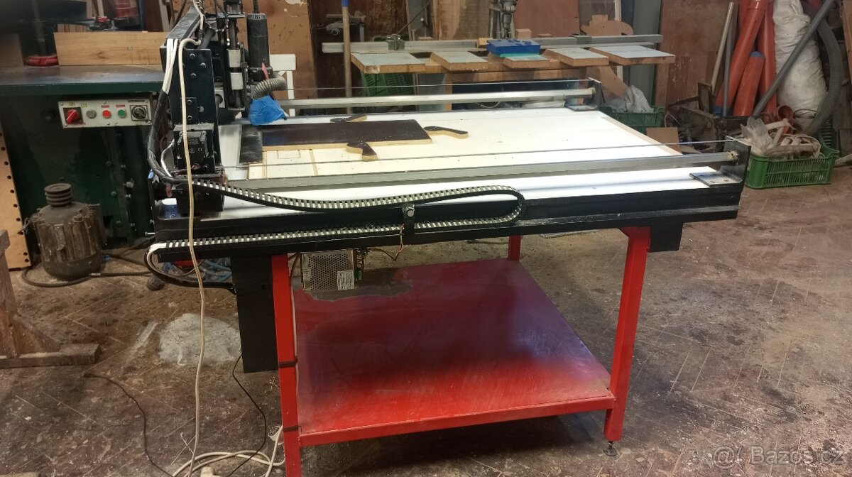 prodam cnc router prac velikost 60x130 cm