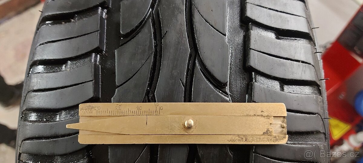 Letní pneu 195/60R15 Sava