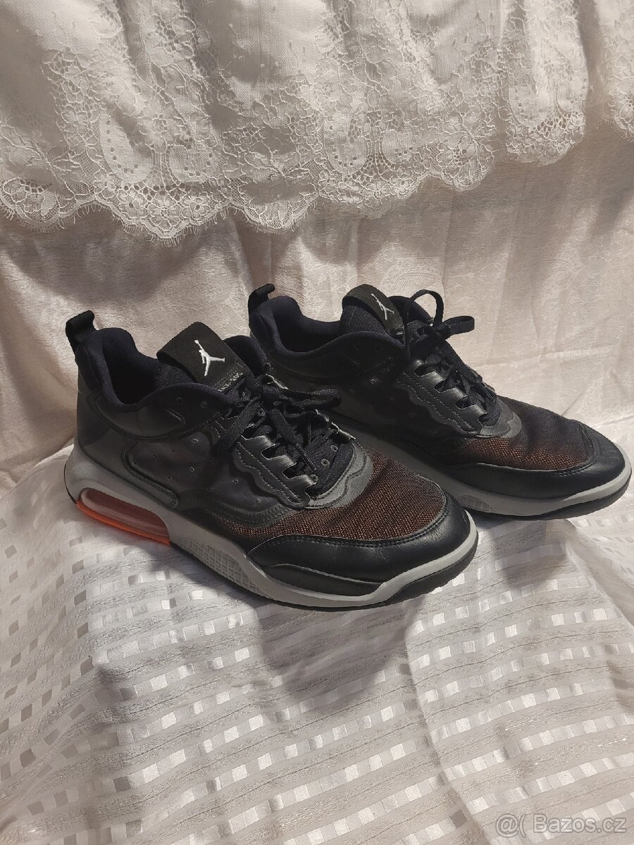 Za SUPER cenu   Tenisky Nike Air Jordan Max 200