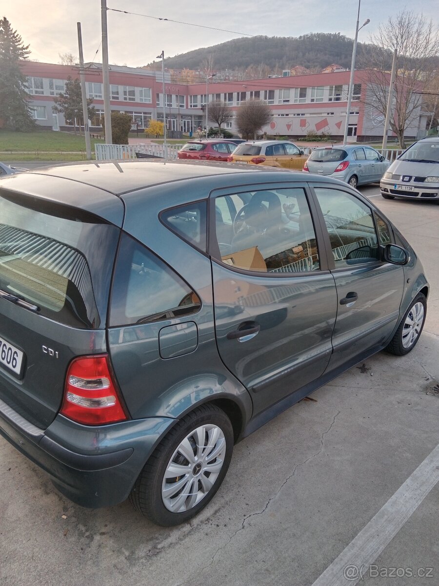 Mercedes. Benz A- 170 CDI