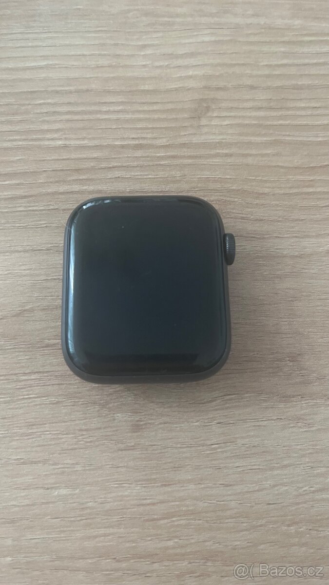 Prodám Apple Watch SE