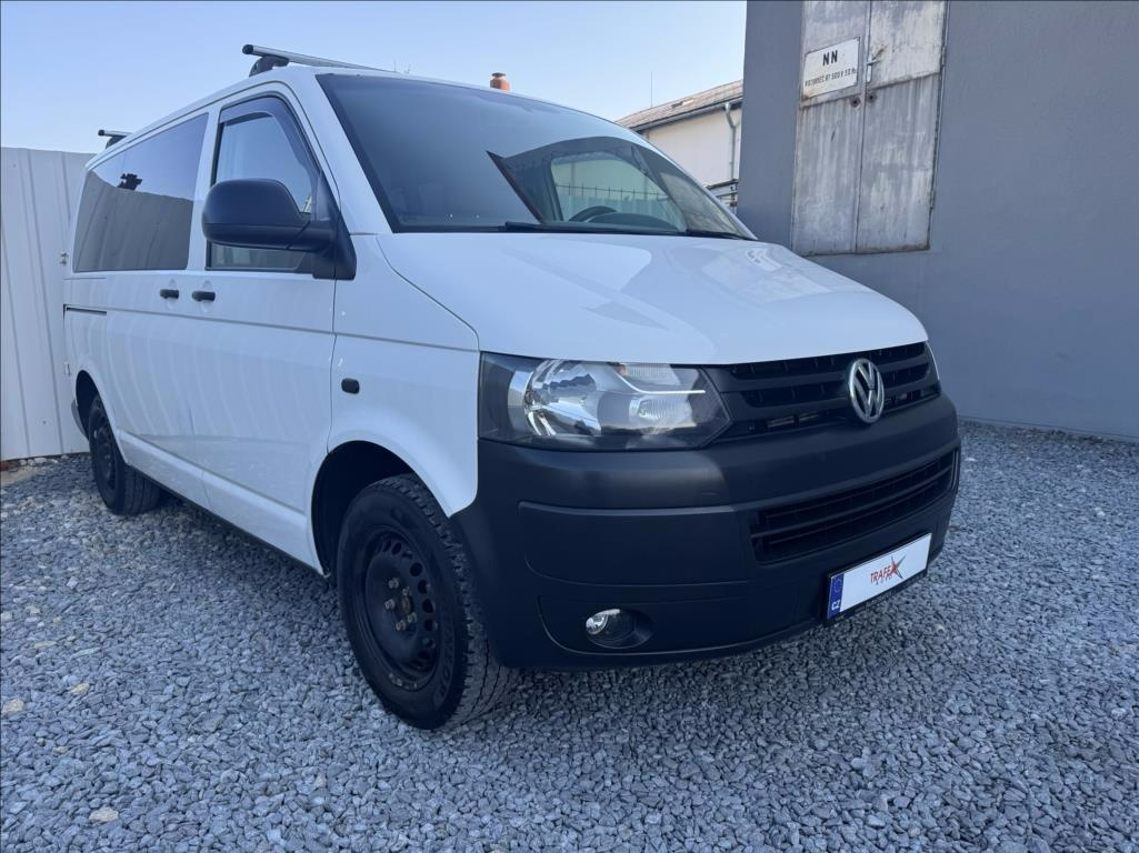 Volkswagen Transporter 2,0 TDI,75kW,6míst,ČR,tažné