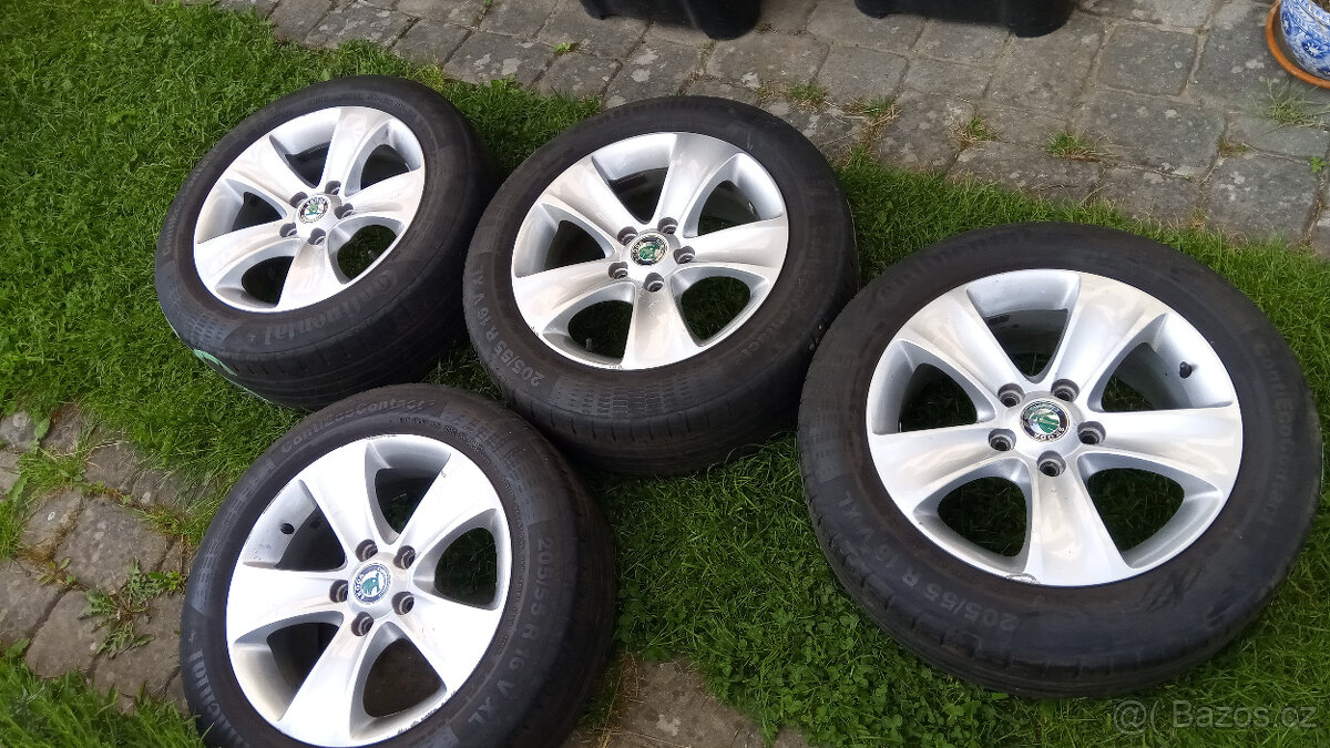 Alu kola orig. Škoda pro Superb 2 a Yeti 7Jx16 ET 45; 5x112