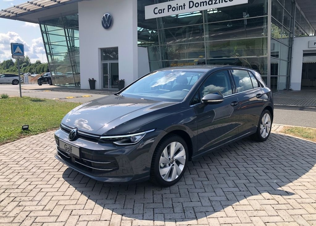 Nový Volkswagen Golf, Style 1,5 eTSI 7DSG mHEV