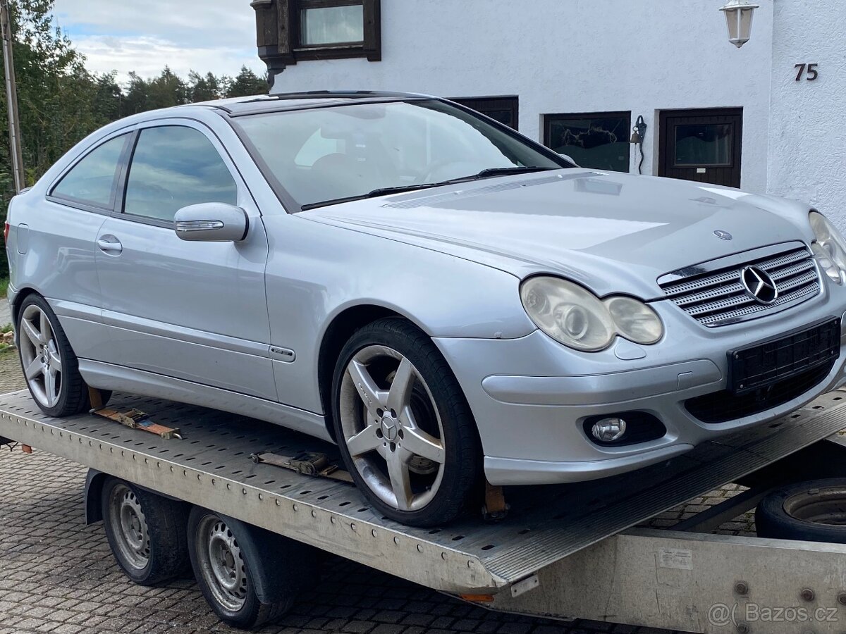 Mercedes C350 AMG RV2006 272 koní