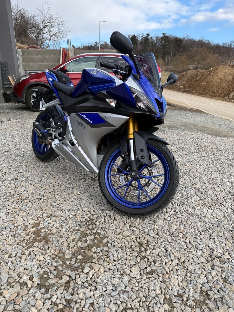 Yamaha yzf r125