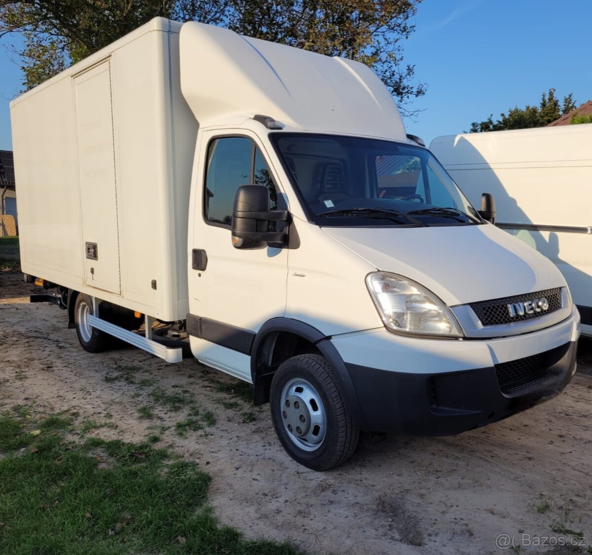 IVECO DAILY - HYDRAULICKÉ ČELO - POUZE 155.000 KM