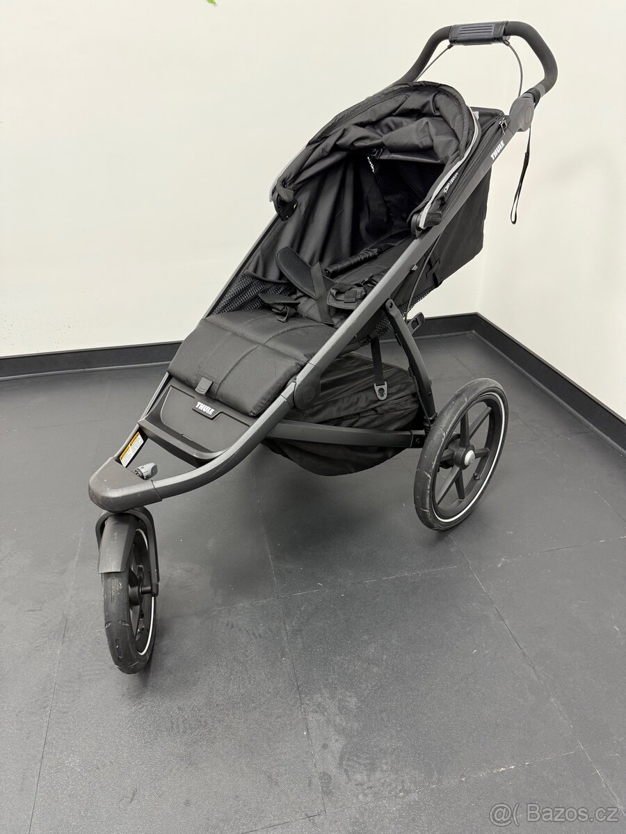 Thule Urban Glide 2 + příslušentsví