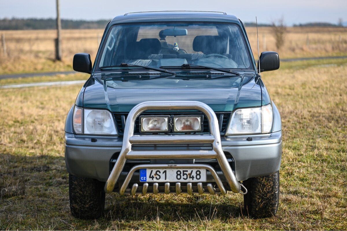 prodám toyota land cruiser 90 j9 4x4