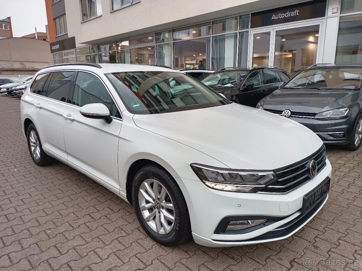 VW Passat B8 2.0TDI 110kW DSG Tažné Full LED ACC ERGO Navi