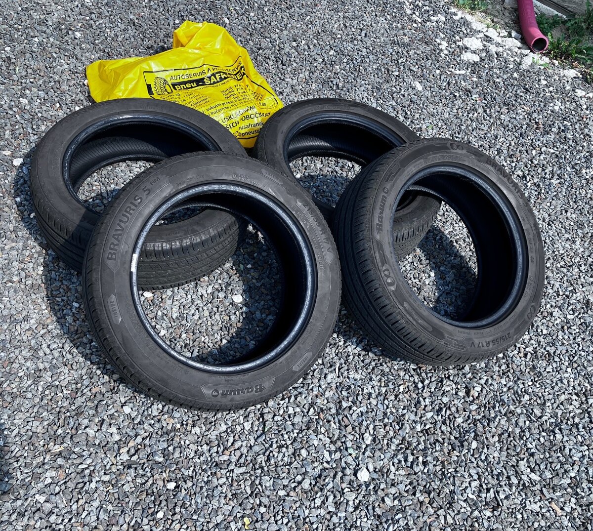 4x letní penu 215/55 R17