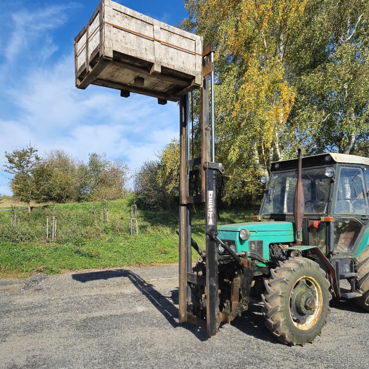 PALETIZAČNÍ VIDLE S ČELNÍ HYDRAULIKOU ZETOR 7745