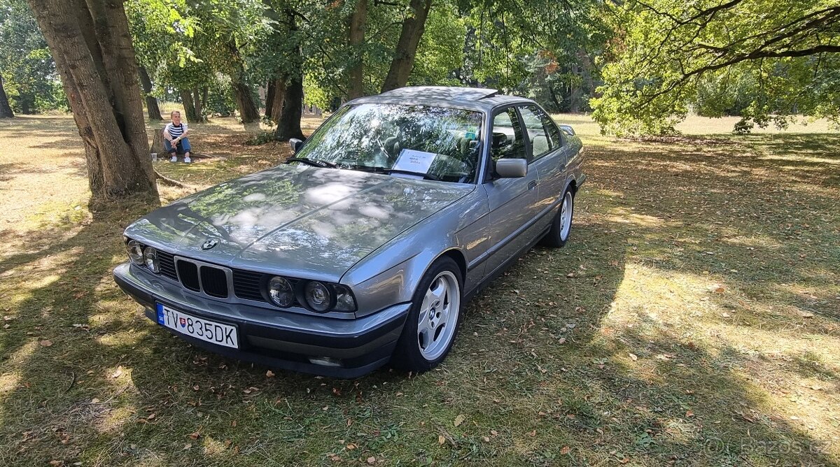 BMW E34 530i V8 manual