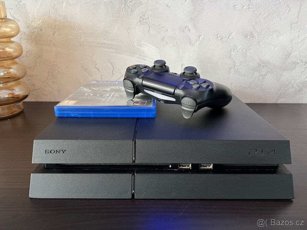 Playstation 4 PS4 s kapacitou disku 500gb