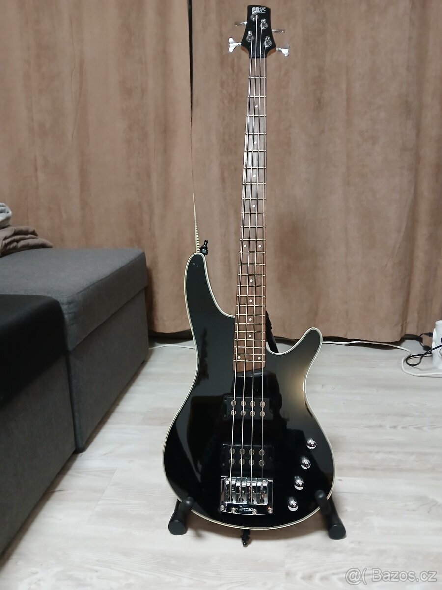 Baskytara IBANEZ SRX 360 + Kombo AMPEG BA115HP