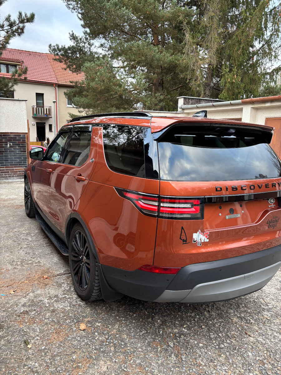 LR Discovery 3,0SDV6 AT HSE MY19-Interier Orange Premium Met