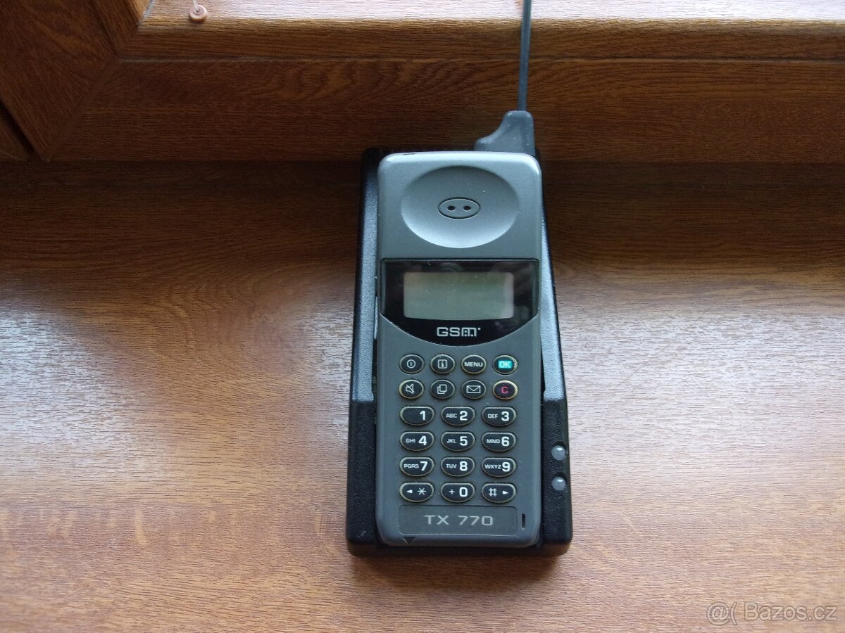 Motorola tx770