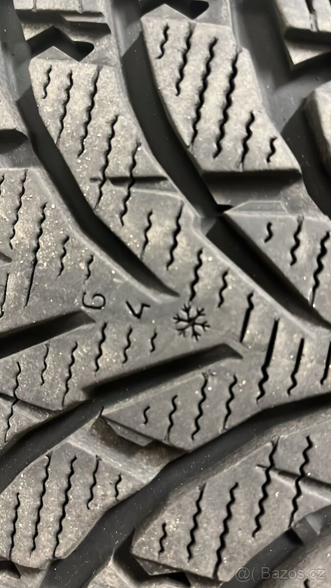 Zimní pneu Nokian Tyres WR SUV 4 255/45 R20 105V